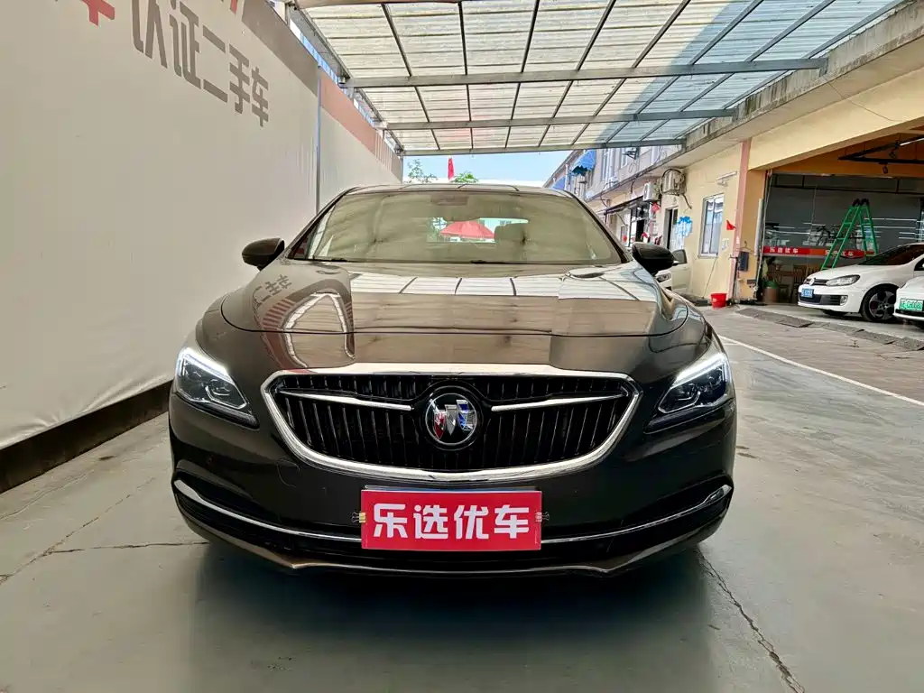 Buick LaCrosse — миниатюра 2