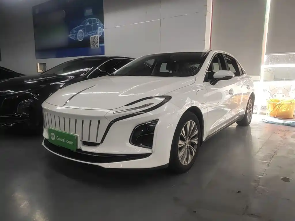 Hongqi Hongqi E-QM5 — миниатюра 2