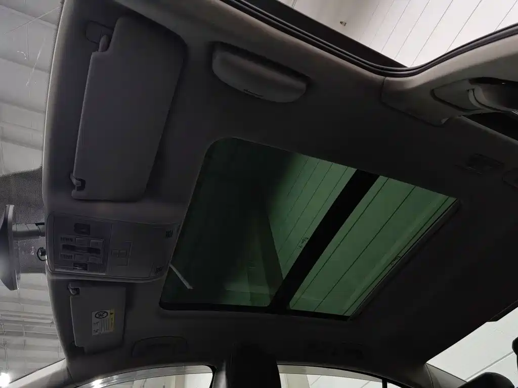 Volkswagen Magotan — миниатюра 14