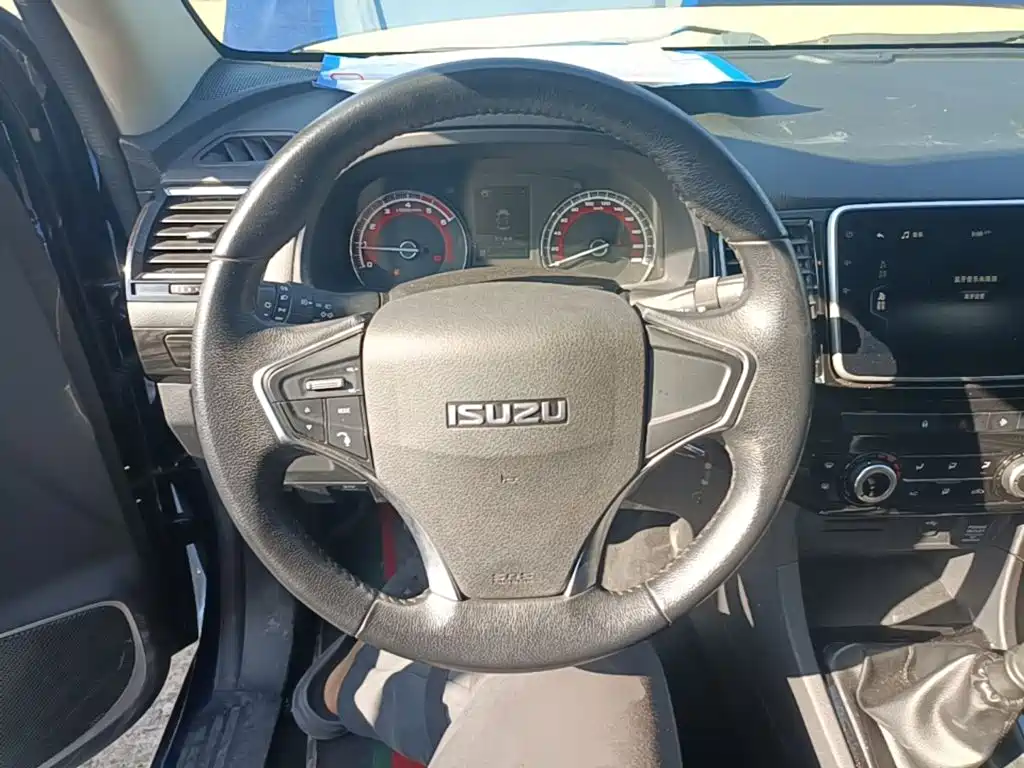 Isuzu Lingtuo — миниатюра 11