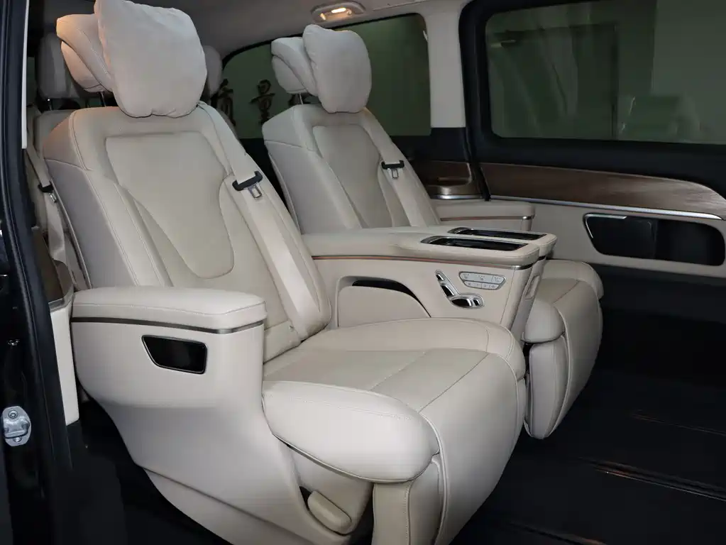 MERCEDES-BENZ V CLASS