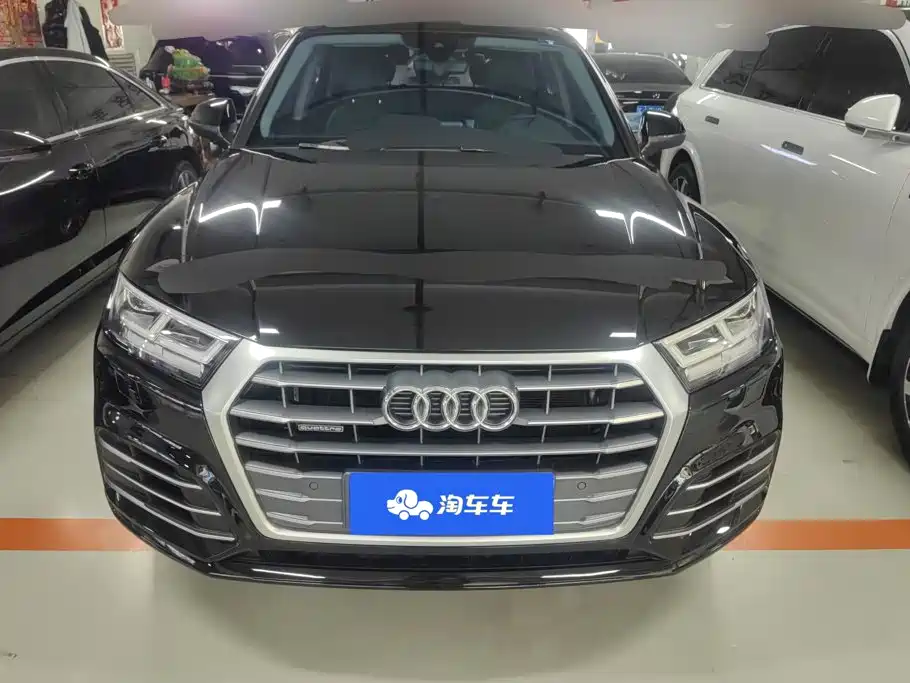 Audi Q5L — миниатюра 2