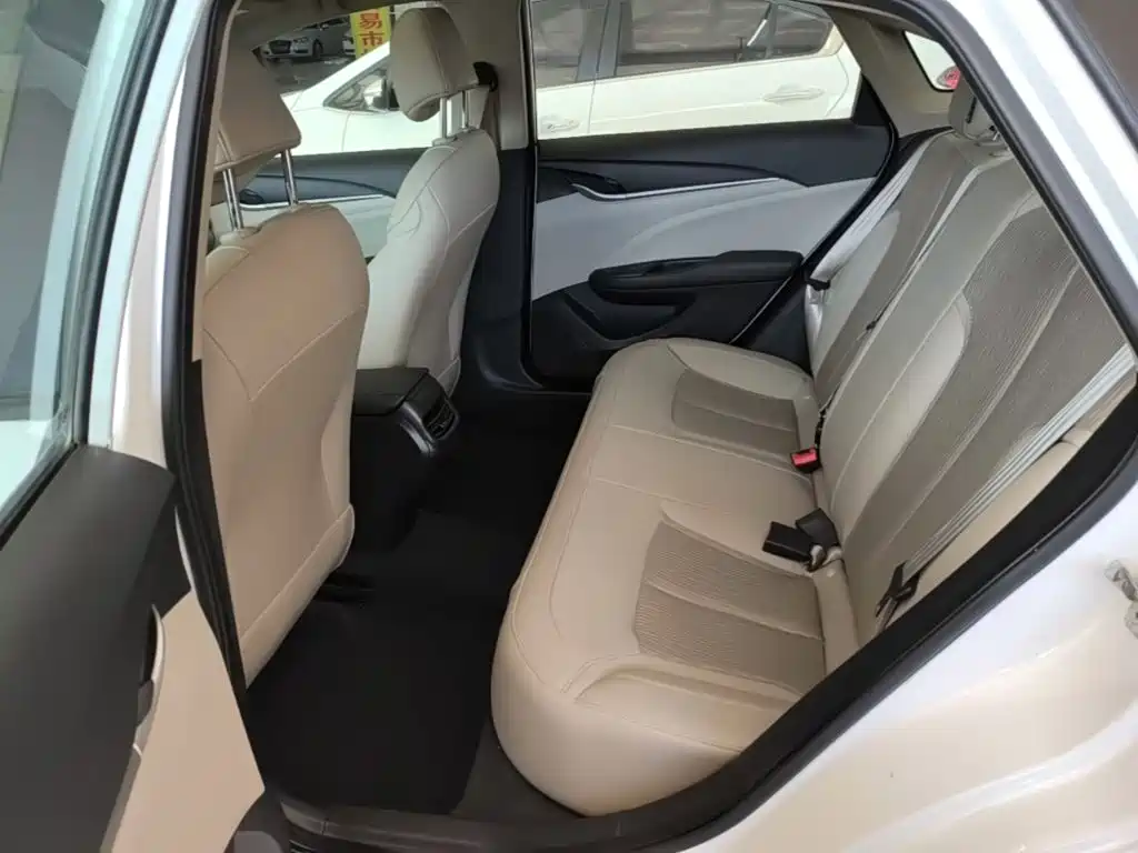 Buick Excelle — миниатюра 17
