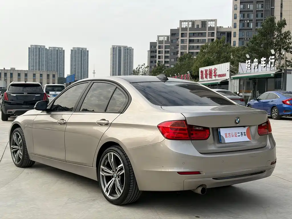 BMW 3 Series — миниатюра 4