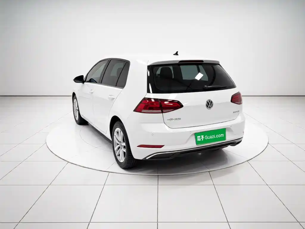 Volkswagen Golf — миниатюра 4