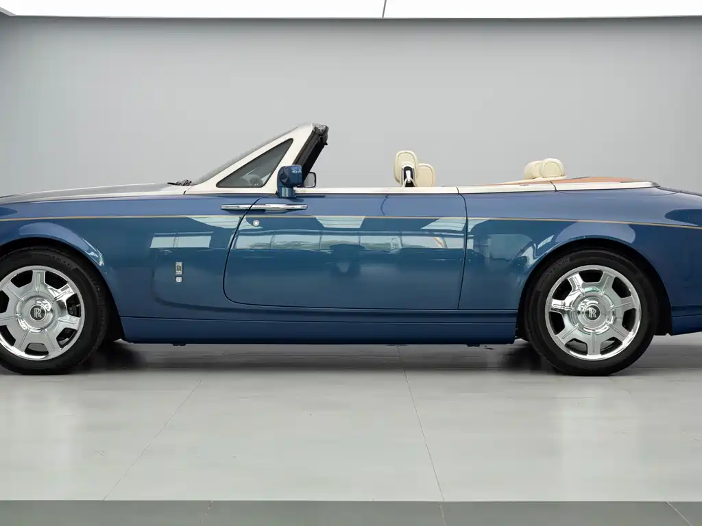 Rolls-Royce Phantom — миниатюра 4