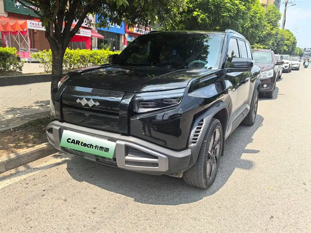 Fang Cheng Bao Titanium 3 2025
