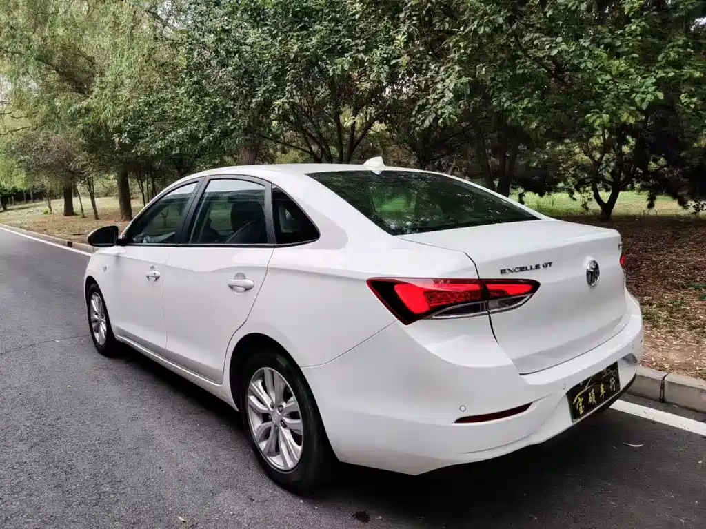 Buick Excelle — миниатюра 14