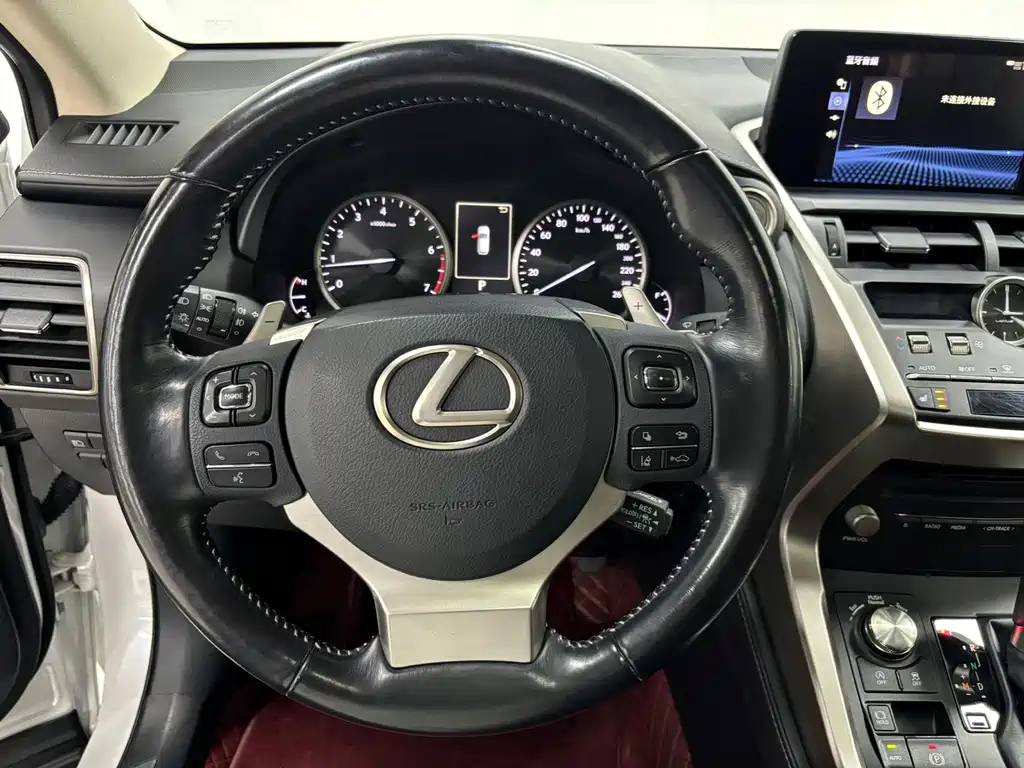 Lexus NX — миниатюра 17
