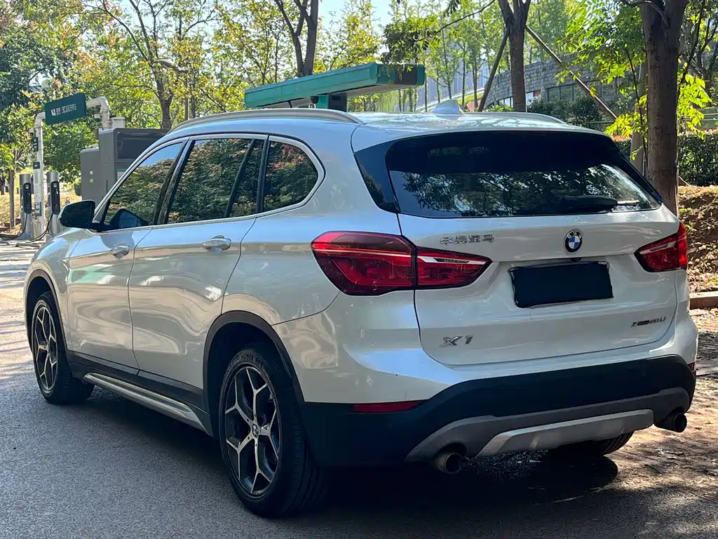 BMW X1 — миниатюра 5