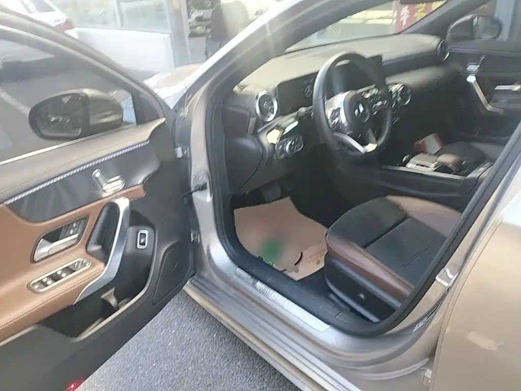 Mercedes-Benz A-Class — миниатюра 16