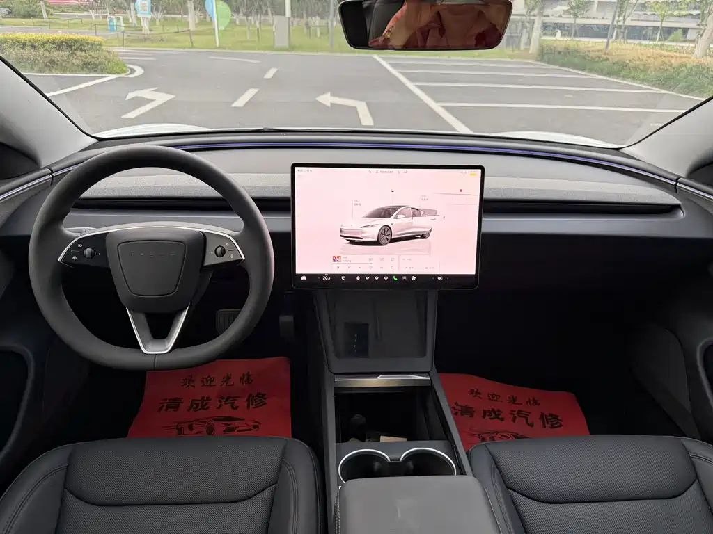 Tesla Model 3 — фотографии объявления, Фото 11