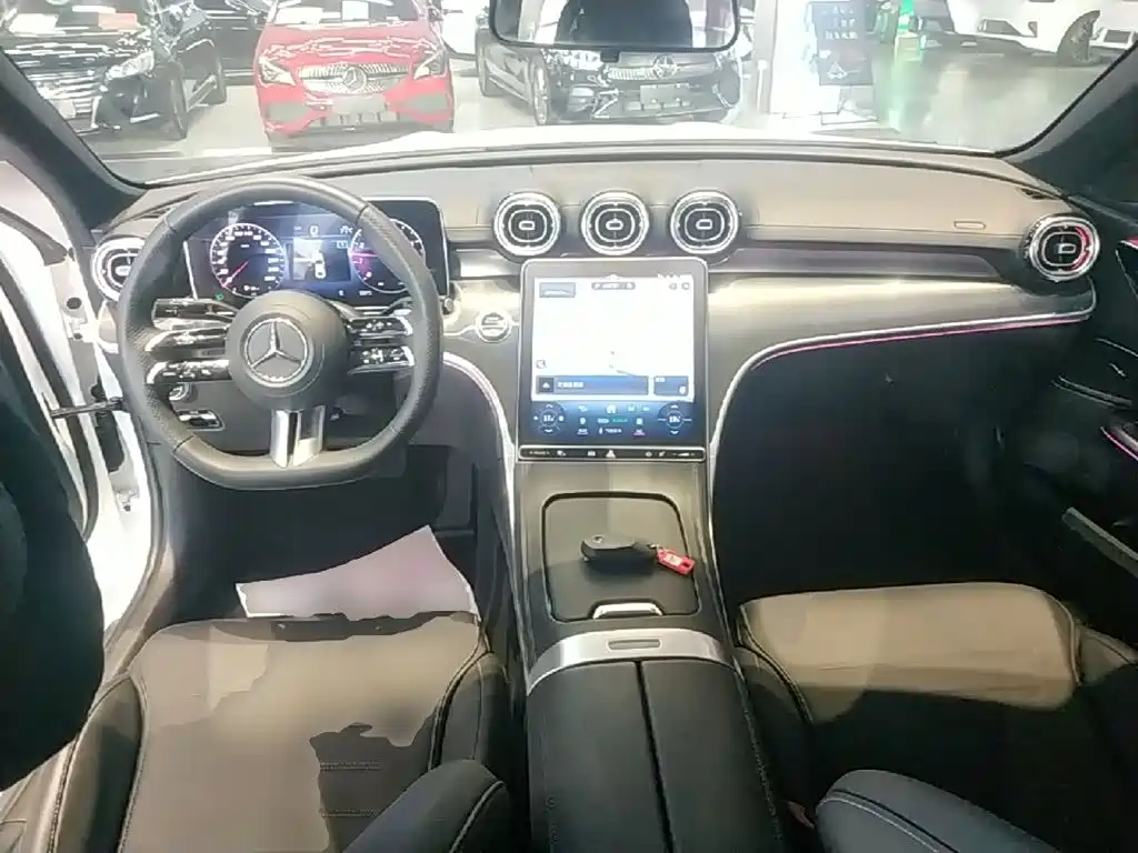 Mercedes-Benz C-Class — миниатюра 10