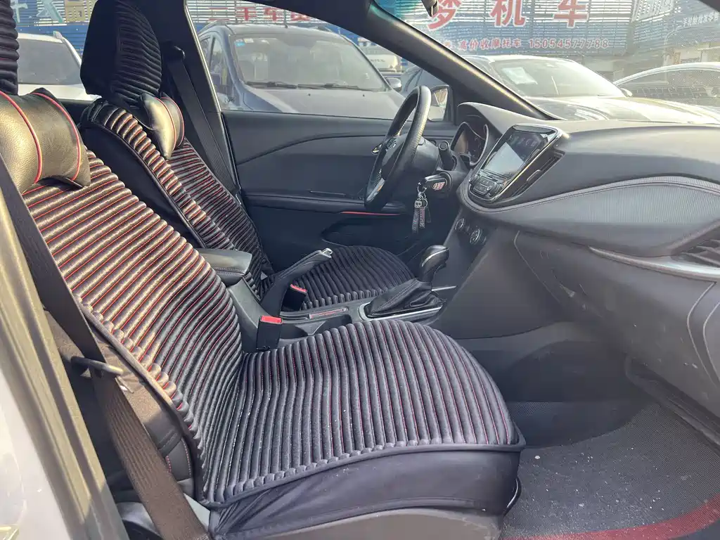Chevrolet Monza — миниатюра 9