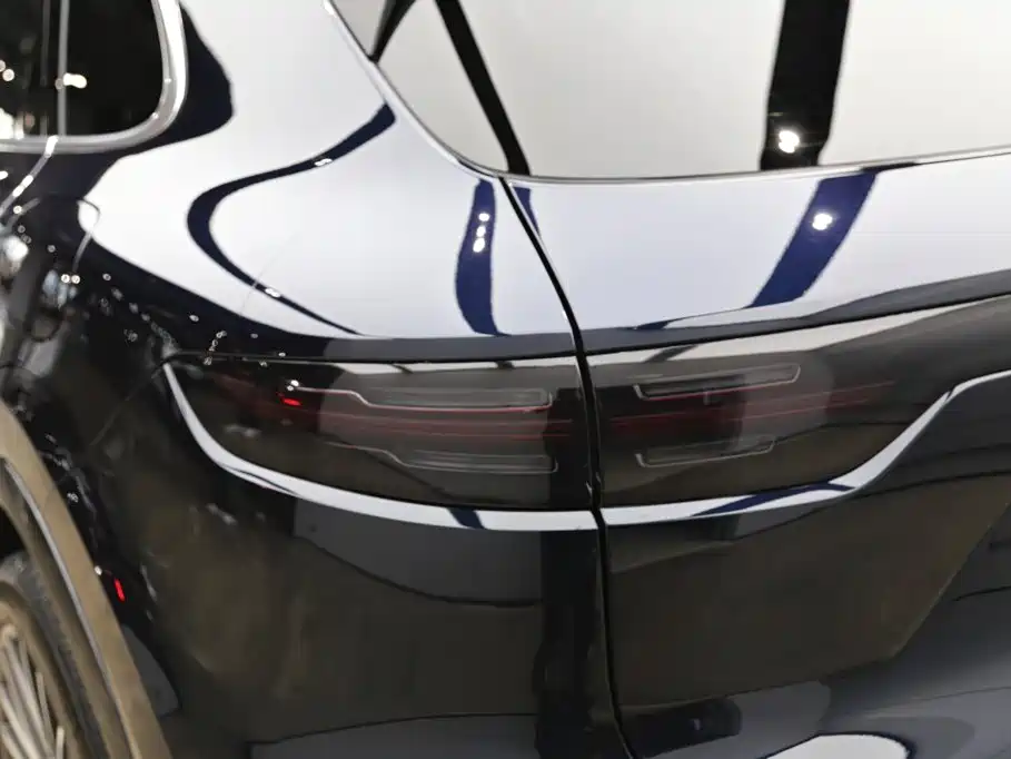Porsche Cayenne Hybrid — миниатюра 29