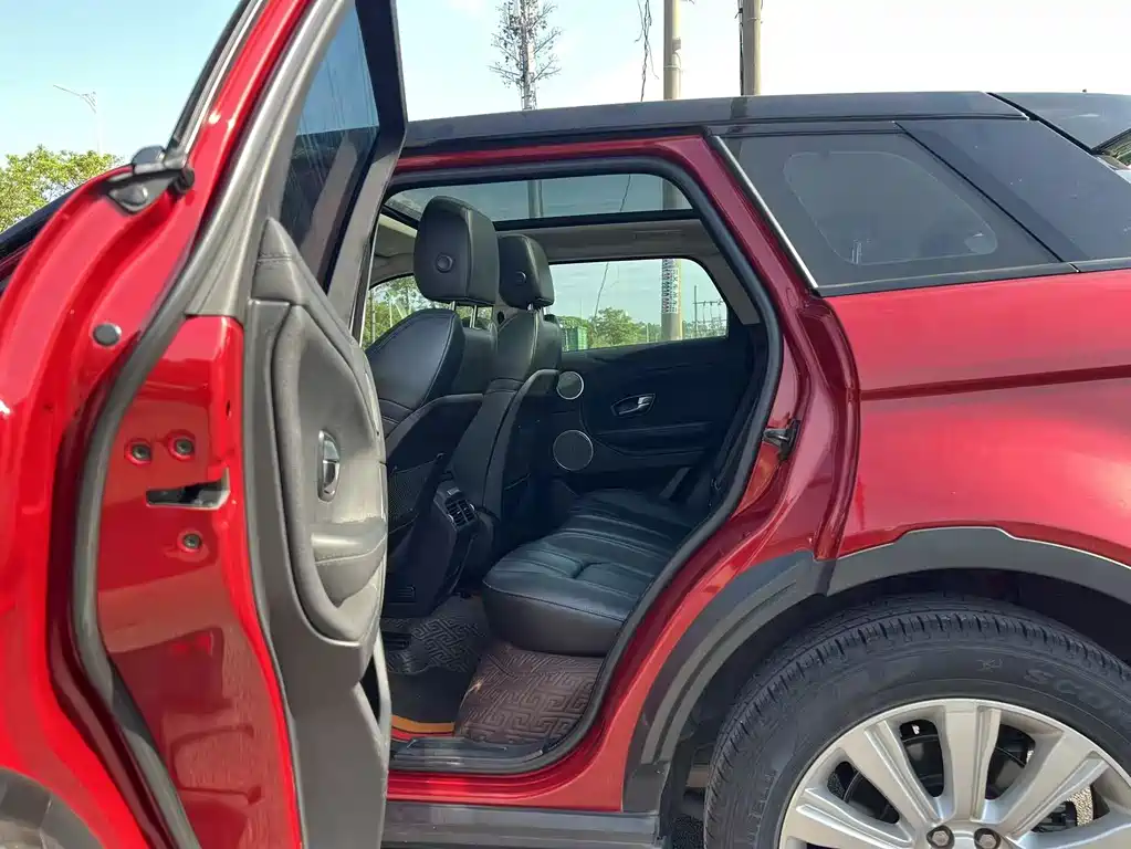 Land Rover Evoque — миниатюра 4