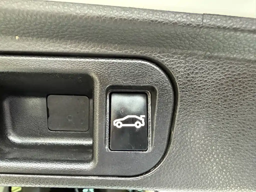 GAC Motor Trumpchi M6 — миниатюра 11