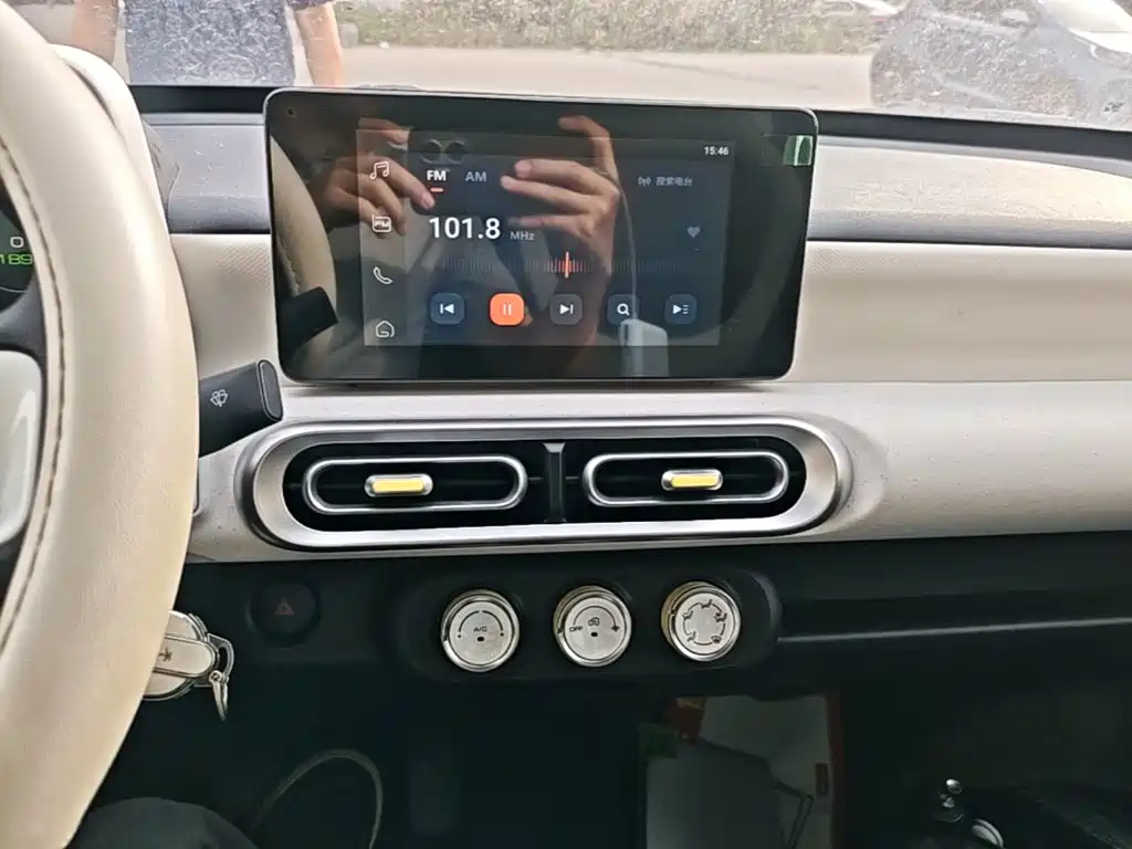 Wuling MINIEV — миниатюра 13