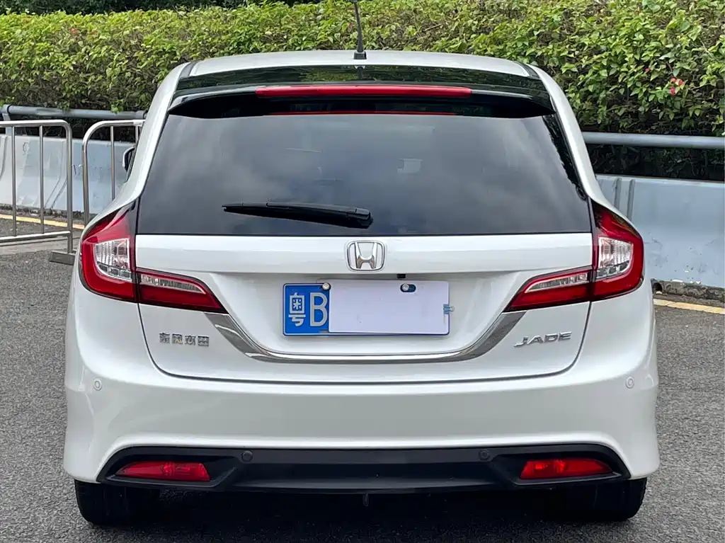 Honda Jade — миниатюра 6