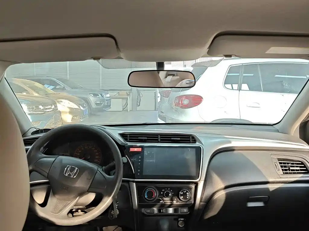 Honda City — миниатюра 10