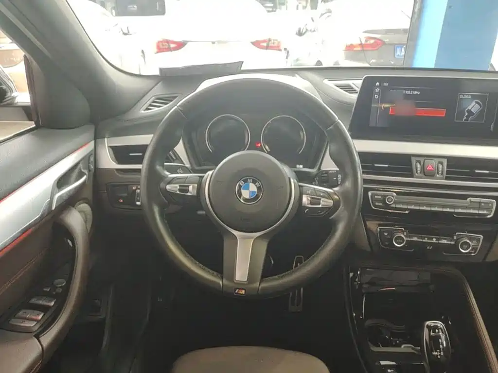 BMW X2 — миниатюра 11
