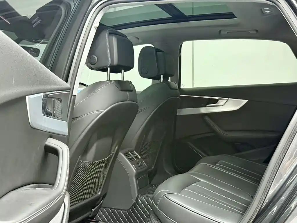 Audi A4L — миниатюра 5