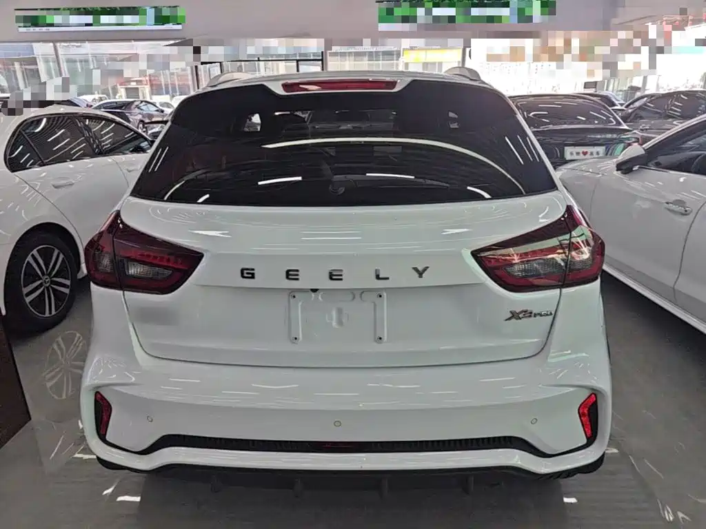 Geely Vision X3 — миниатюра 6