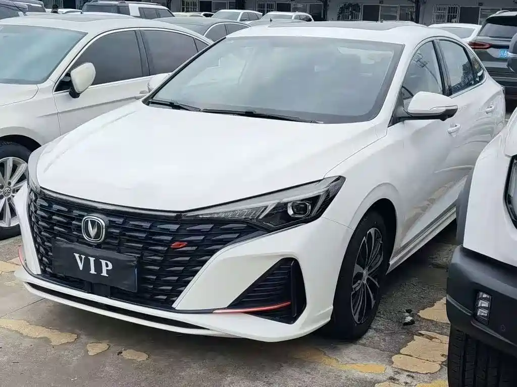 Changan Eado — миниатюра 2