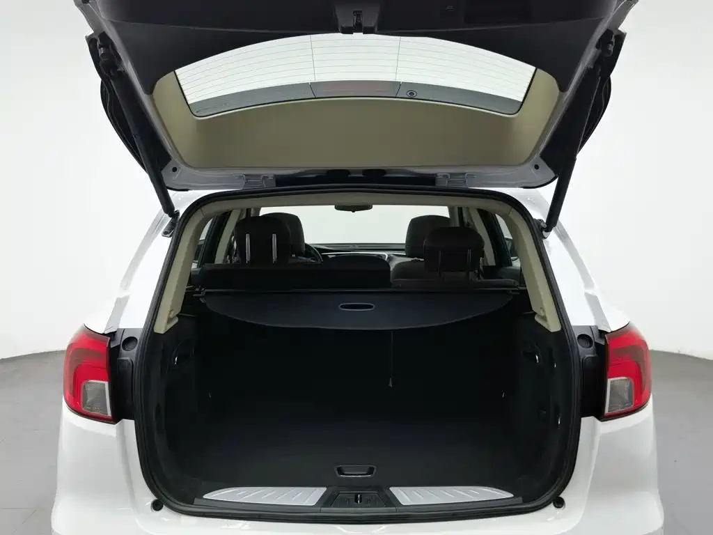 Buick Envision Plus — миниатюра 16