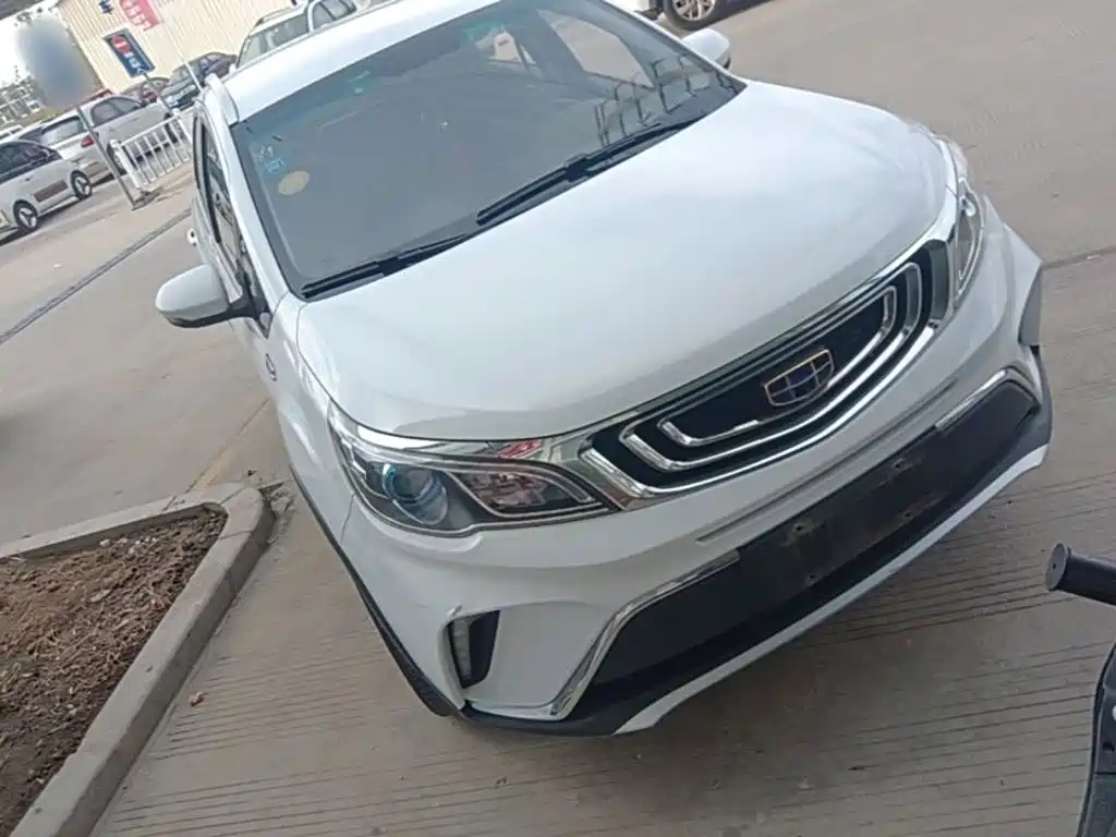Geely Vision X3 — миниатюра 4