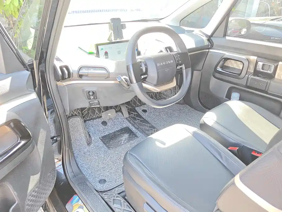 Baojun KiWi EV — миниатюра 9