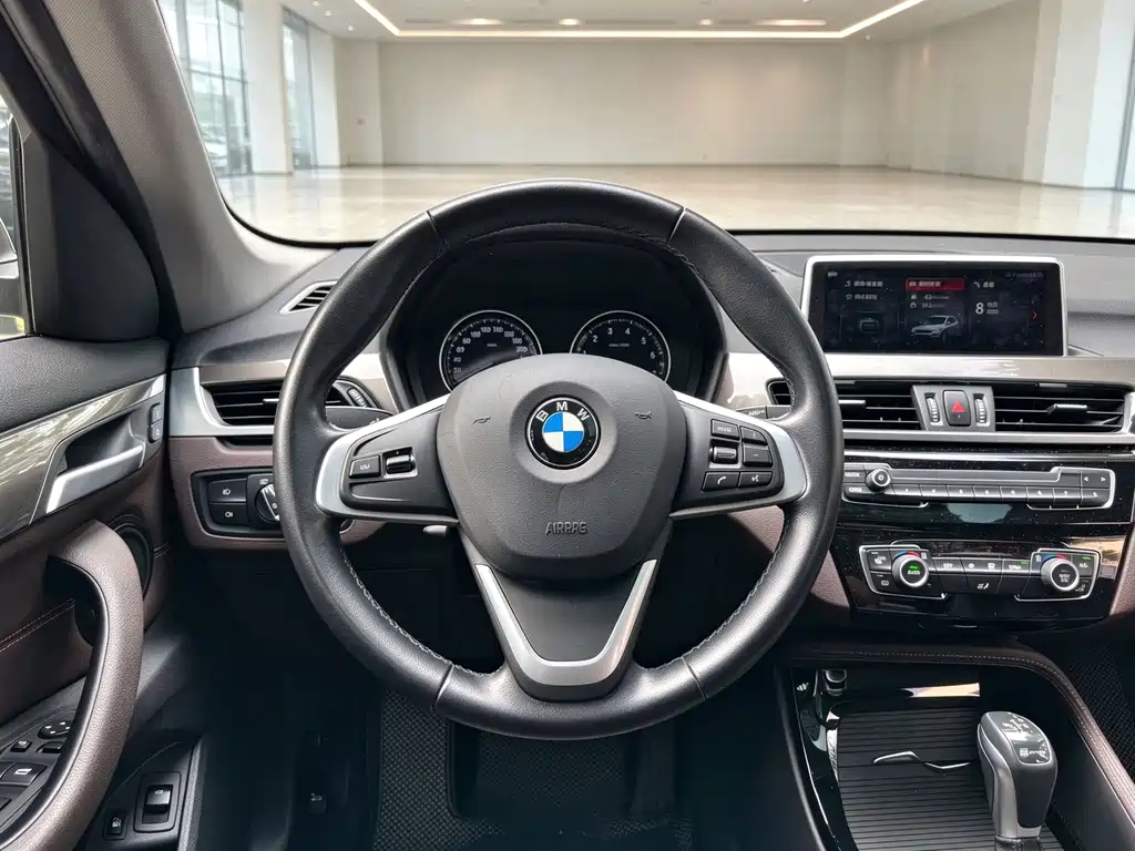 BMW X1 New Energy — миниатюра 14