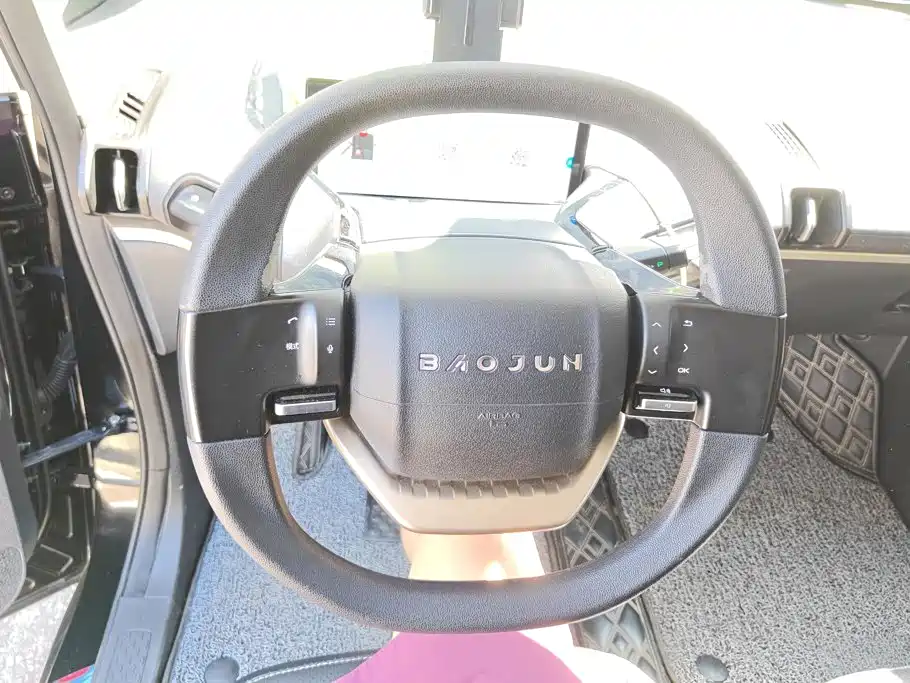 Baojun KiWi EV — миниатюра 15