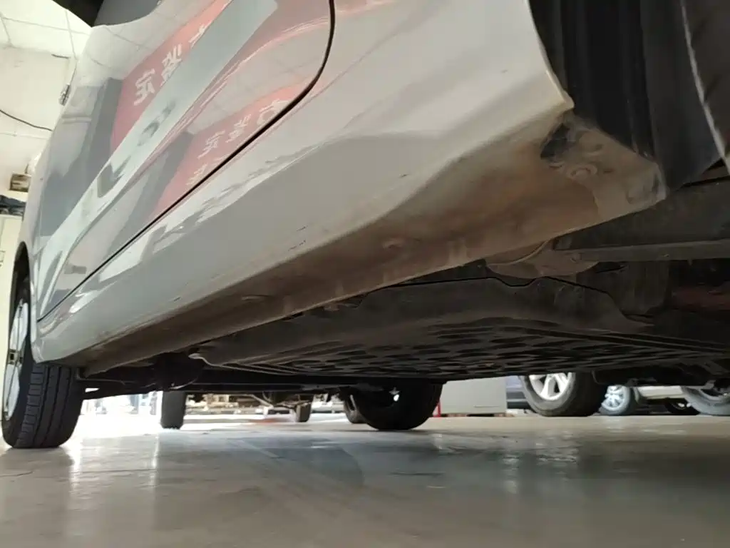 Wuling MINIEV — миниатюра 22
