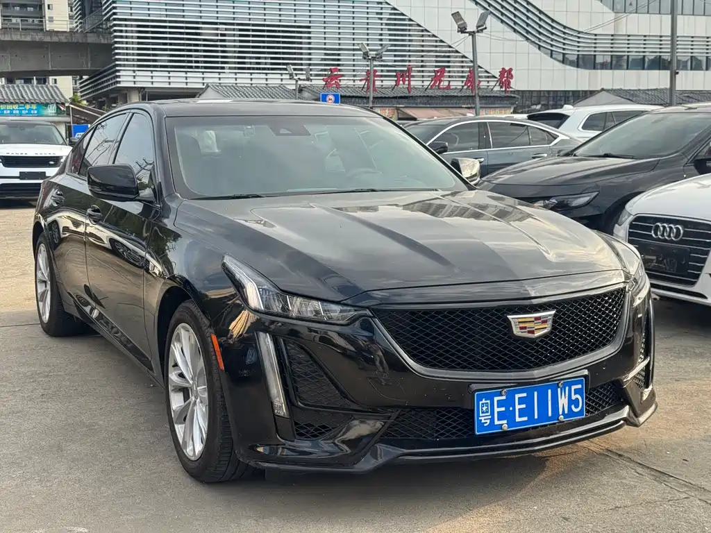 Cadillac CT5 — миниатюра 2