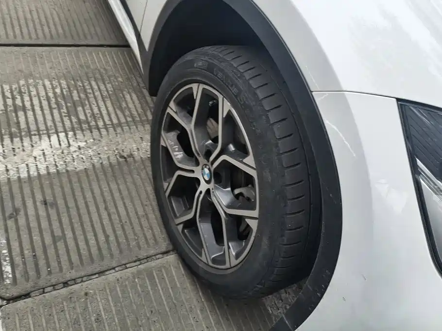 BMW X1 — миниатюра 5