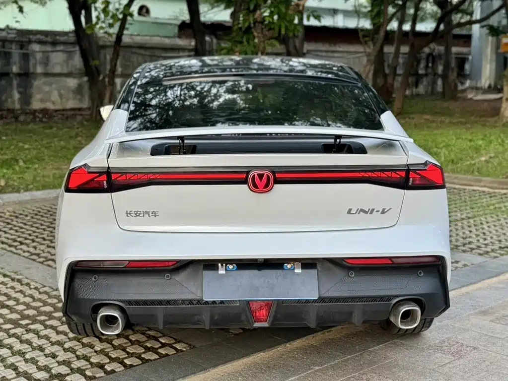 Changan UNI-V — миниатюра 17