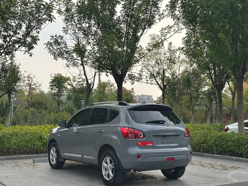 Nissan Qashqai — миниатюра 9