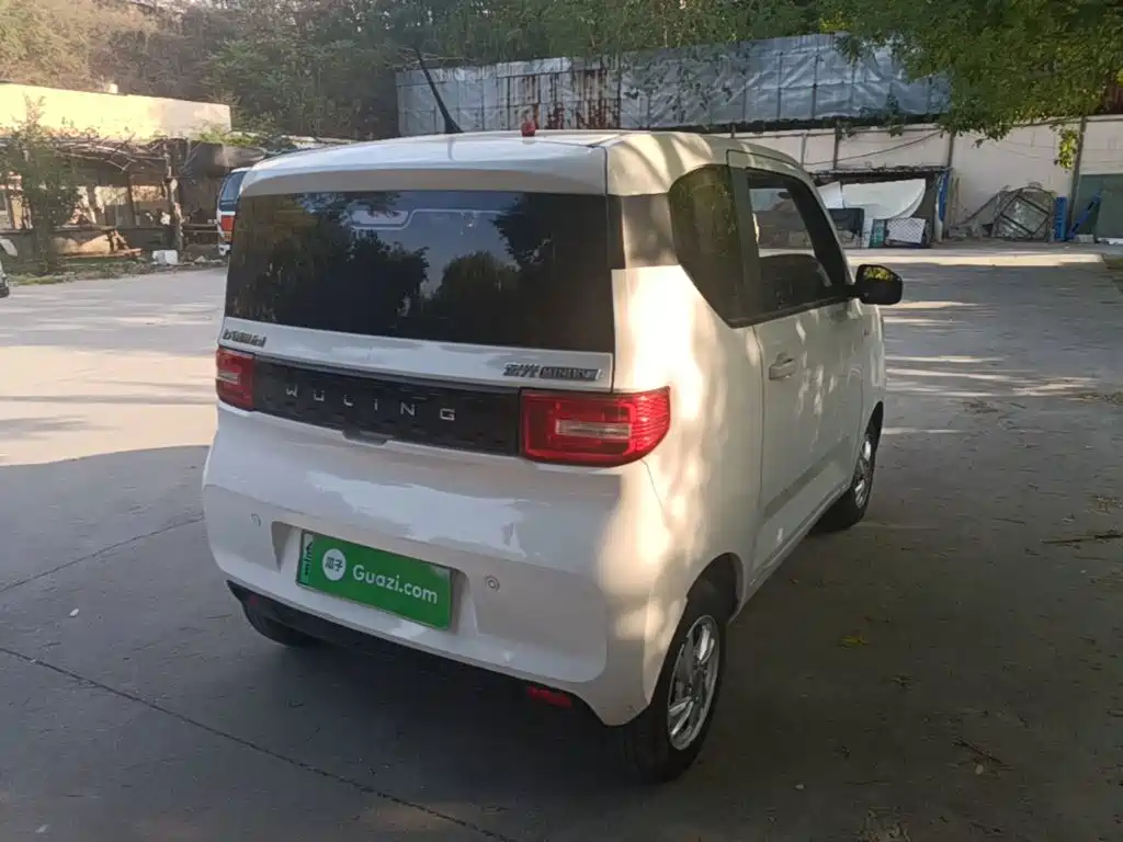 Wuling MINIEV — миниатюра 7