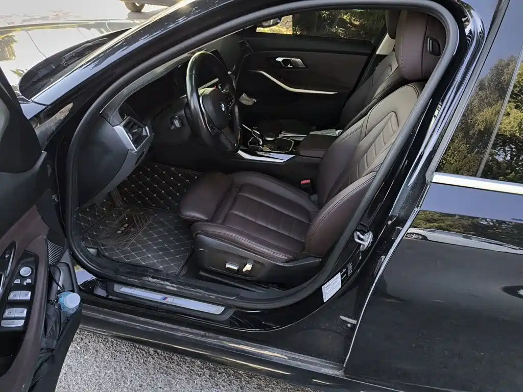 BMW 3 Series — миниатюра 11