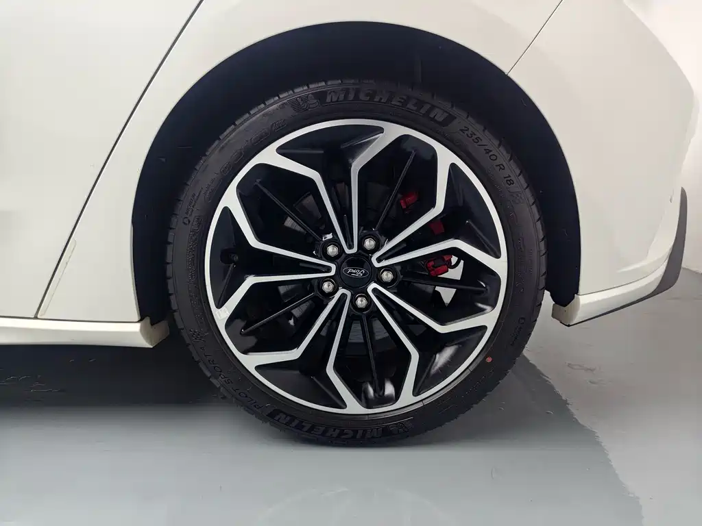 Ford Focus — миниатюра 10