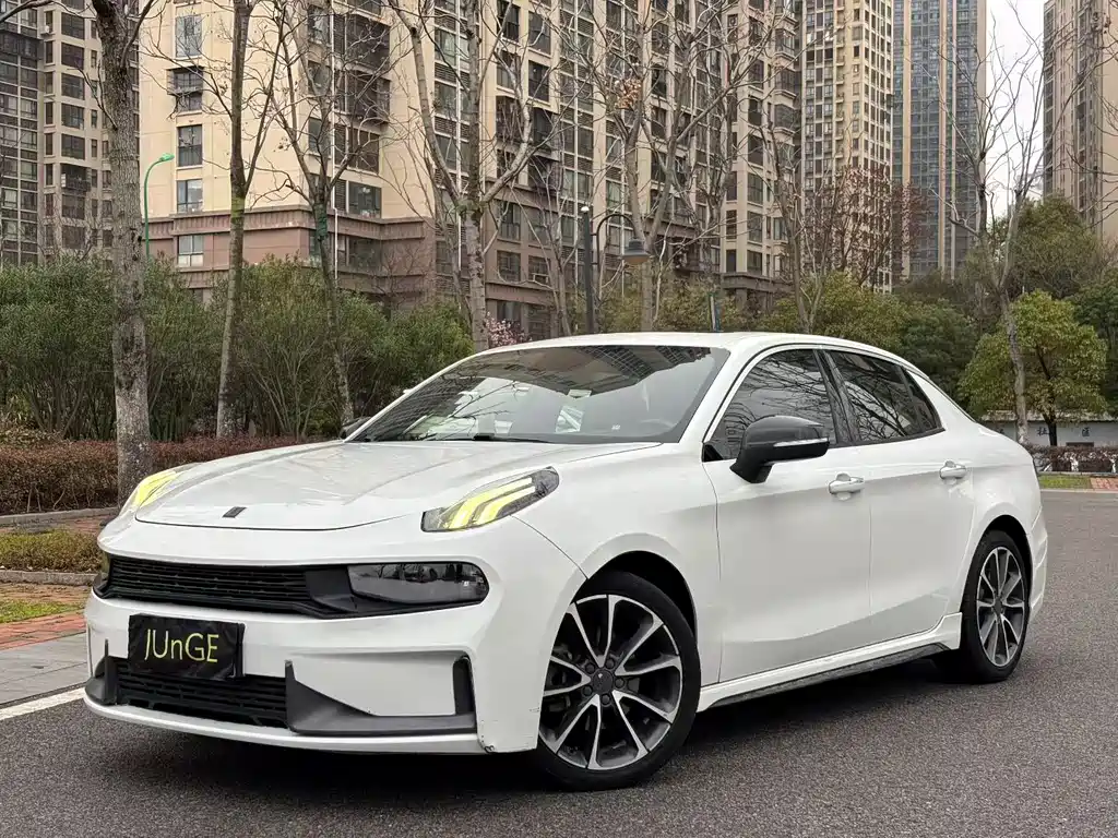 Lynk & Co 03 2019