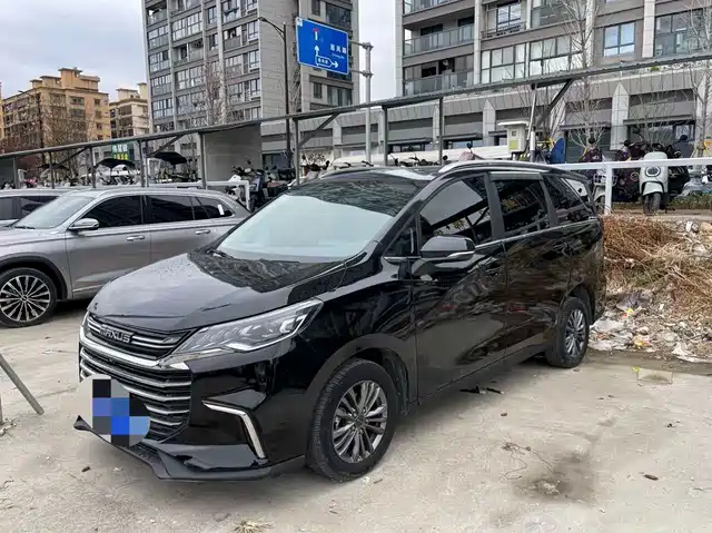 saic-maxus chase-g50