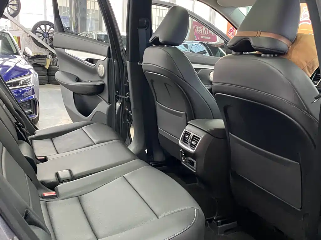 Infiniti QX50 — миниатюра 12