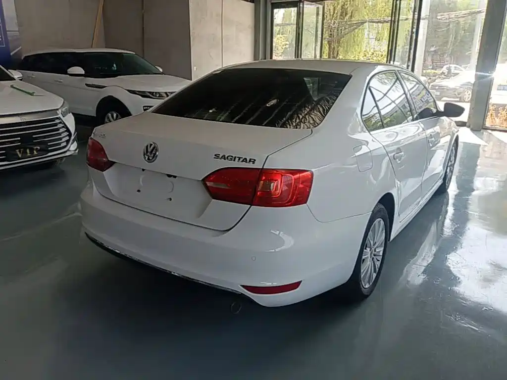 Volkswagen Sagitar — миниатюра 7