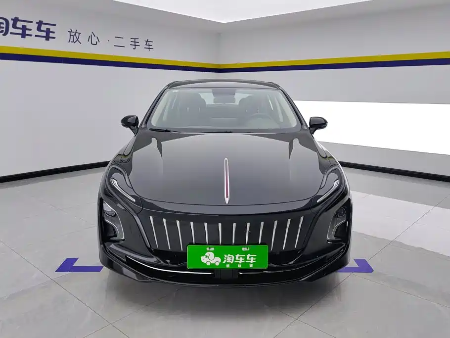 Hongqi Hongqi E-QM5 — миниатюра 2