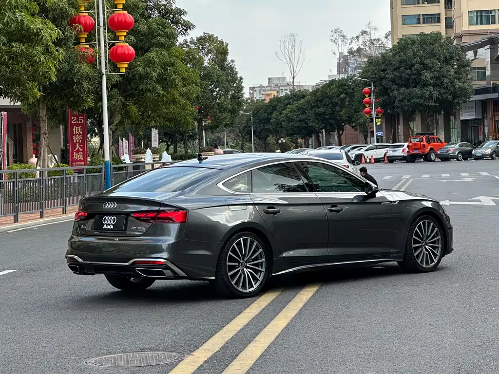 AUDI A5