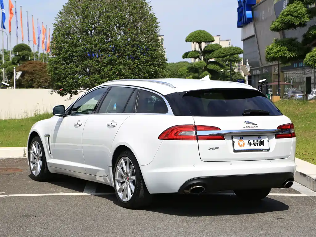 Jaguar XF — миниатюра 19