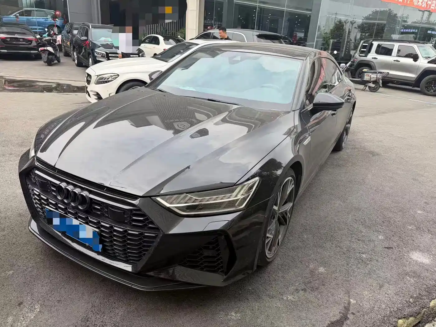 奥迪A7L 2024款 45 TFSI quattro S-line 黑武士版 2023