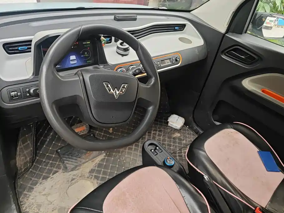 Wuling MINIEV — миниатюра 12